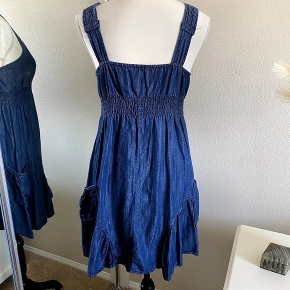 INTERNATIONAL Concepts | Denim Sleeveless Dress | Size: 6P - Picture 2 of 11